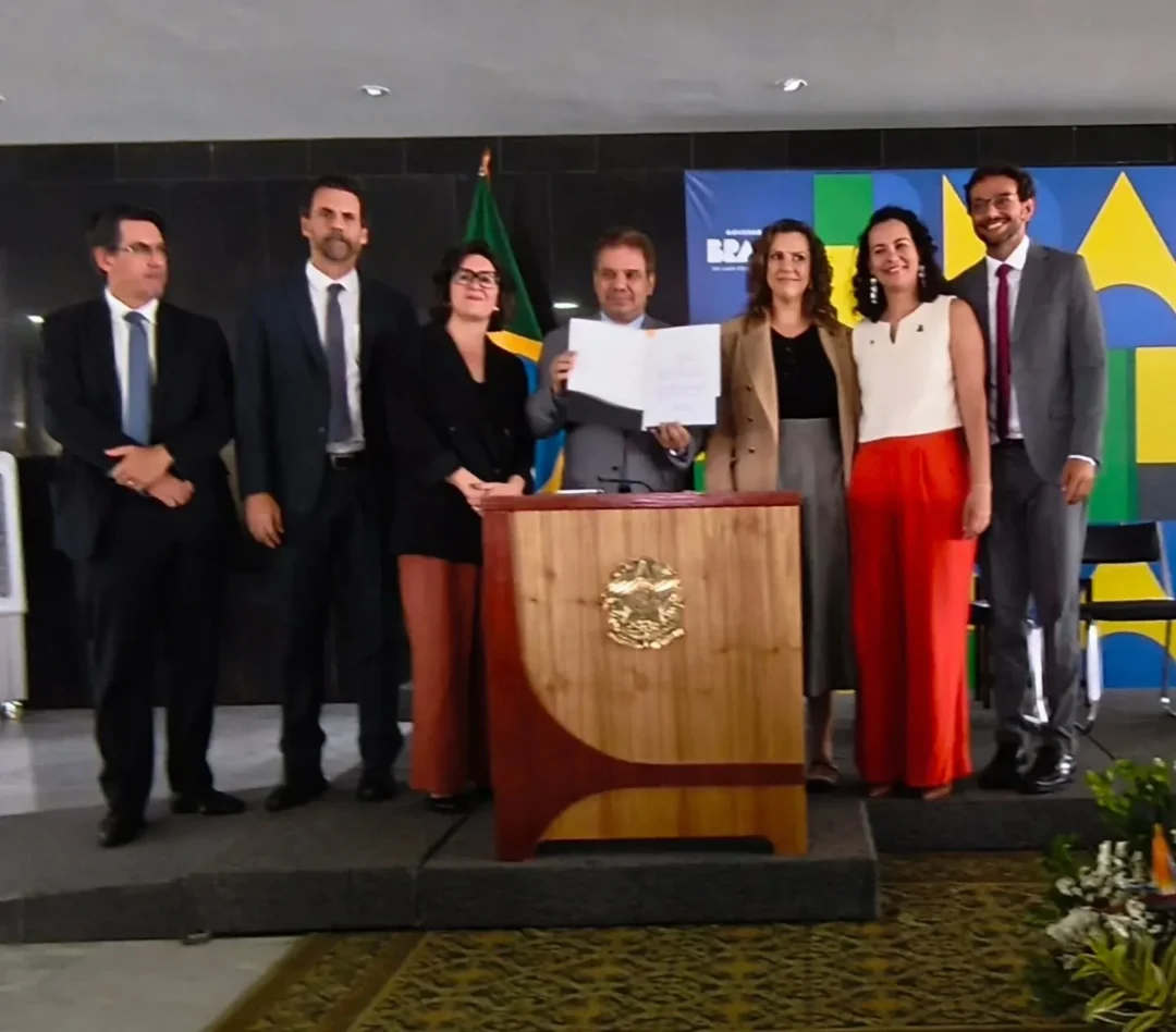 Brasil avança na proteção à imprensa com lançamento de protocolo nacional contra crimes a jornalistas