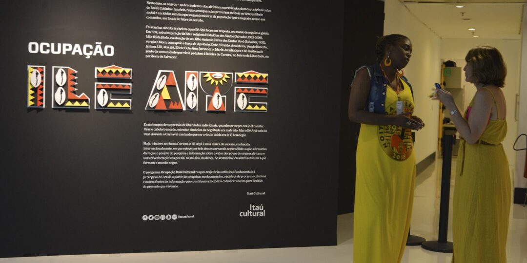 Ilê Aiyê celebra mulheres negras na Semana da Mãe Preta