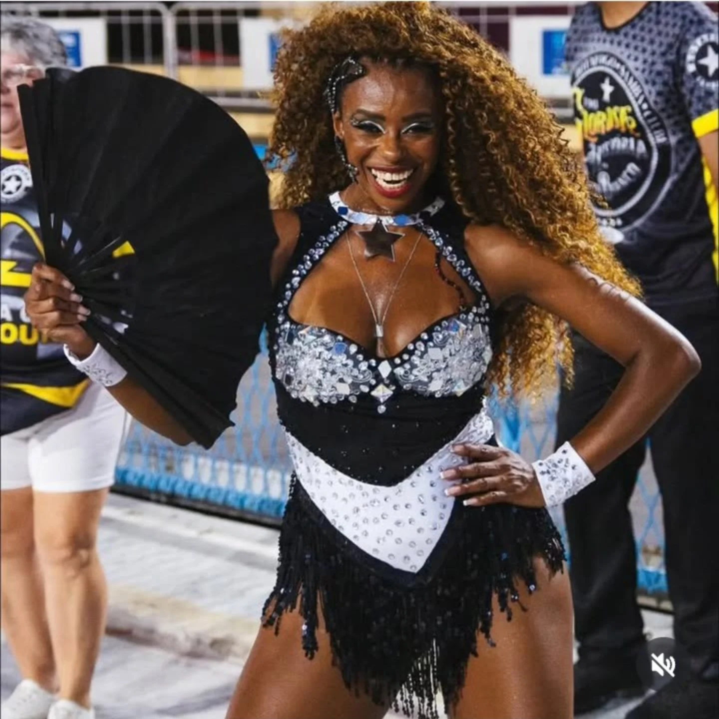 Bete Simpatia é a nova Musa da Comunidade do Botafogo Samba Clube para o Carnaval 2027