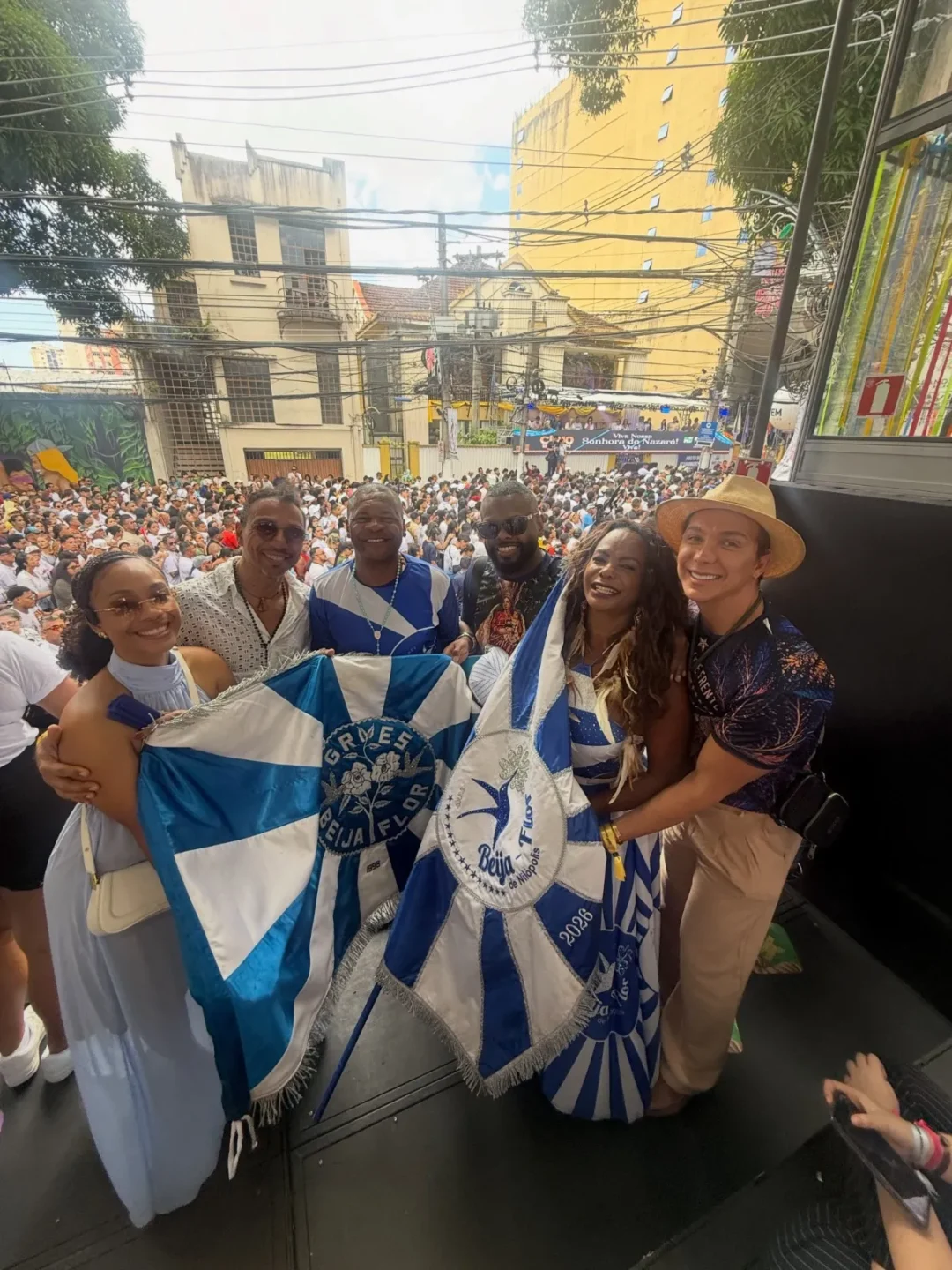 Comitiva da Beija-Flor celebra experiência única no Círio de Nazaré ao lado de Zeneida Lima, homenageada do enredo de 2027
