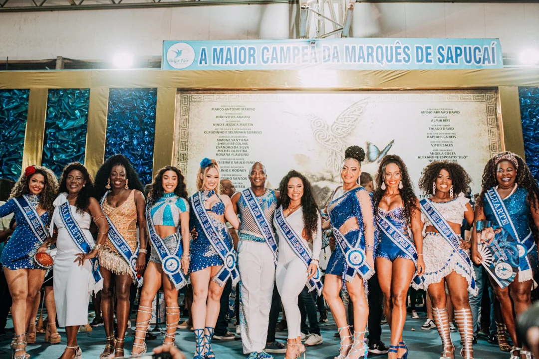 Pela primeira vez na história, Beija-Flor terá time de musas e um muso no desfile